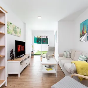 https://home2book-las-americas-apartment-terrace-pool.tenerifehoteles.net